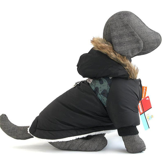 Pet warm coat with traction rope, made from cozy cotton padding to keep your dog warm and comfortable