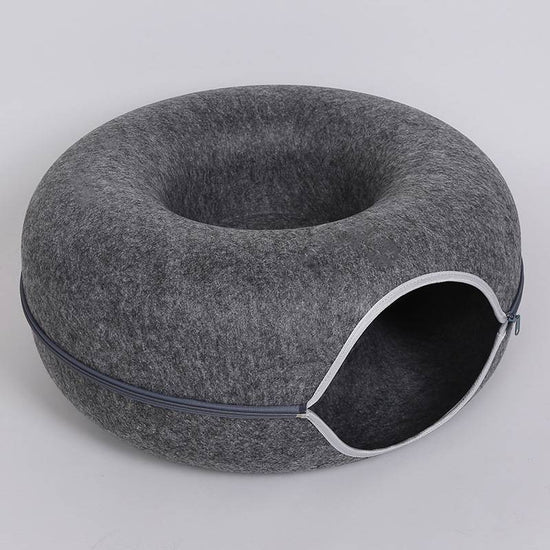 Stylish and breathable cat tunnel beds in multiple colors, offering a comfortable hideout for cats and small pets