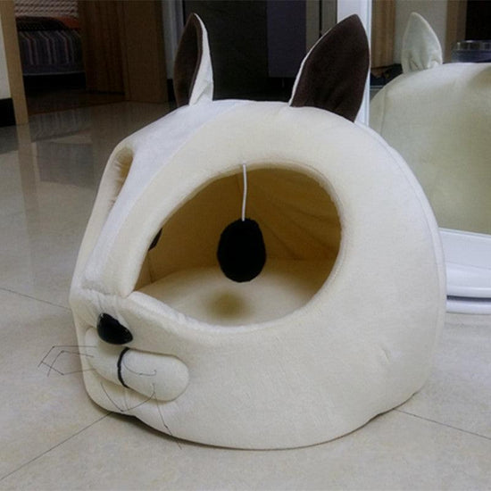 Comfortable and soft pet bed, perfect for cats and dogs to relax and sleep